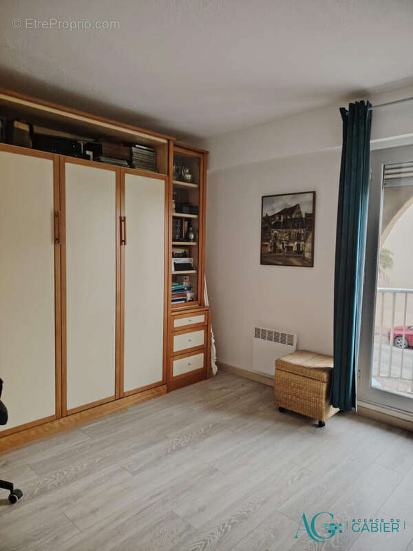 Appartement à HYERES
