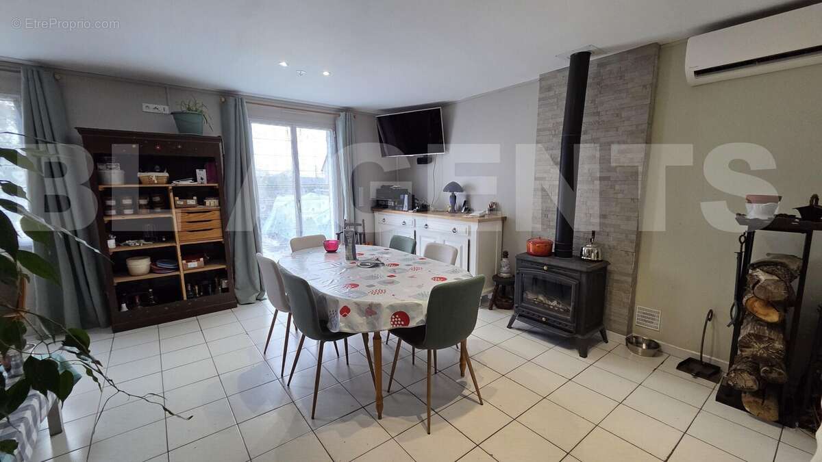 1 - Maison à COURLON-SUR-YONNE