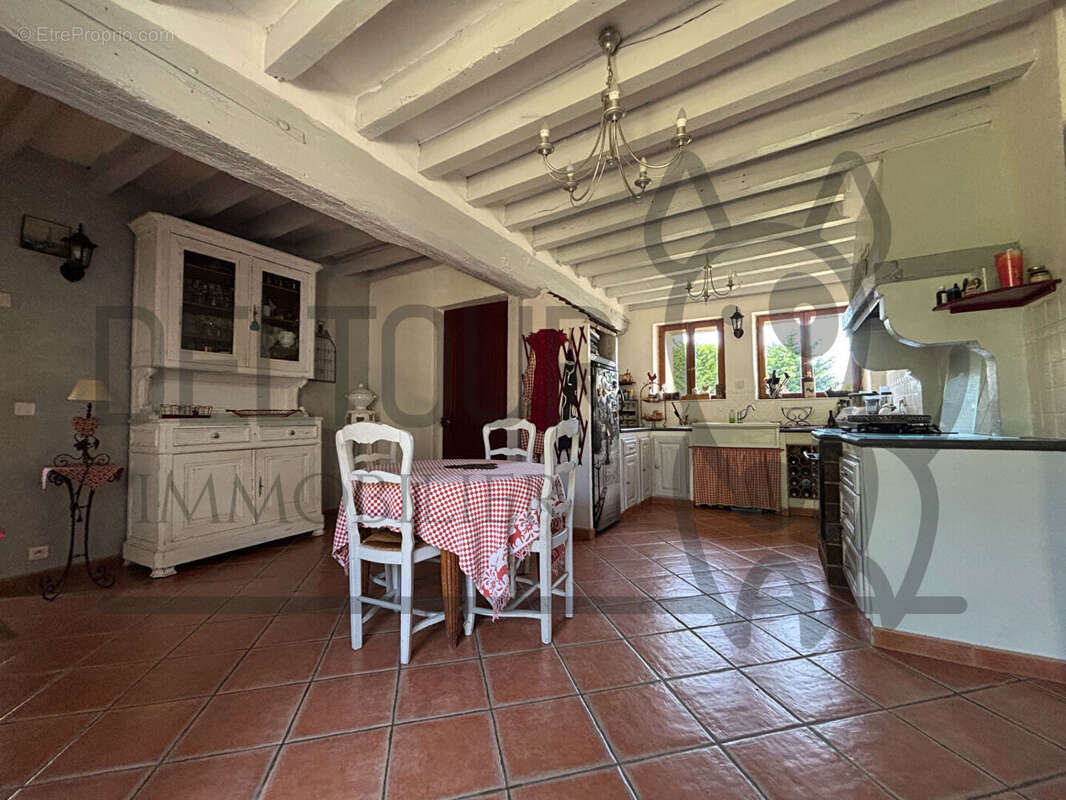 Maison à COULOMMIERS