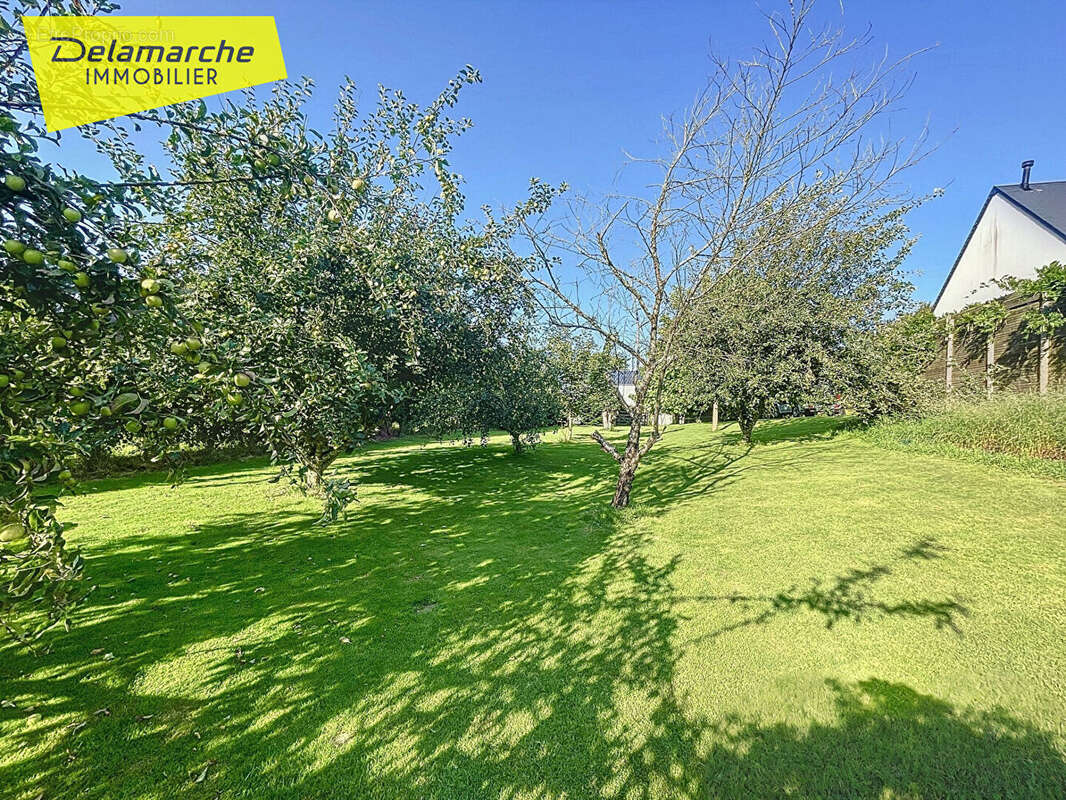 Maison à SAINT-SAUVEUR-LA-POMMERAYE