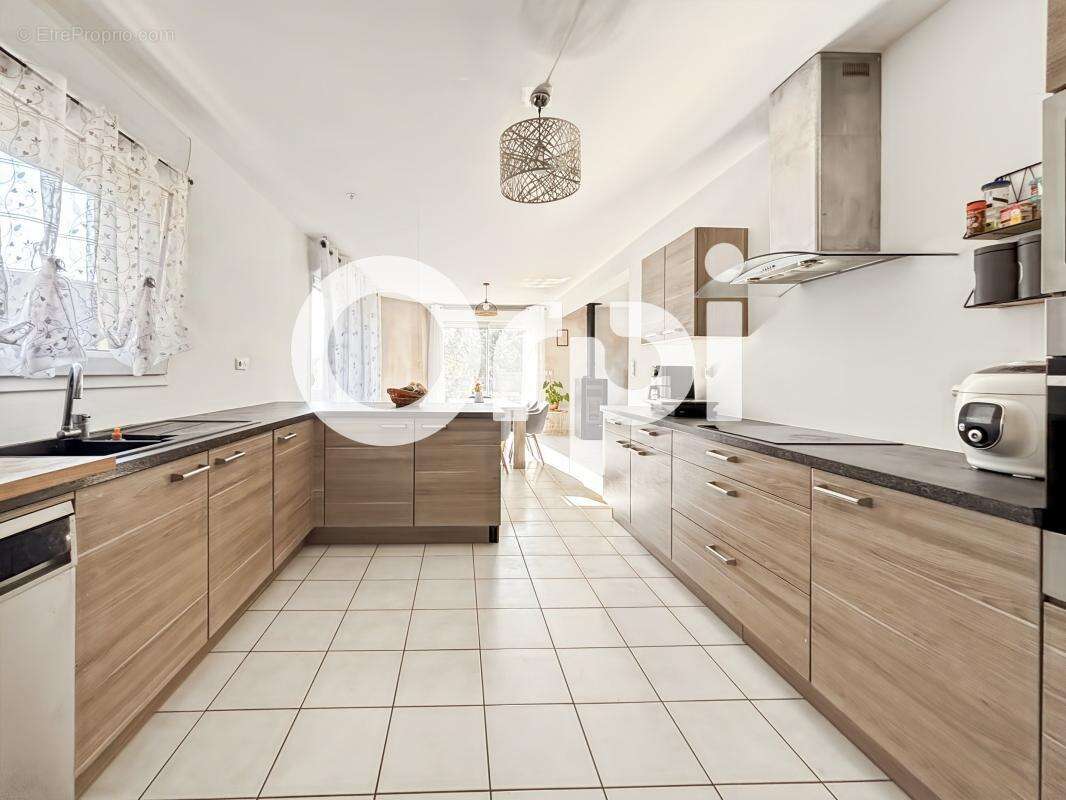Pavillon individuel 4 chambres jardin garage - photo 3