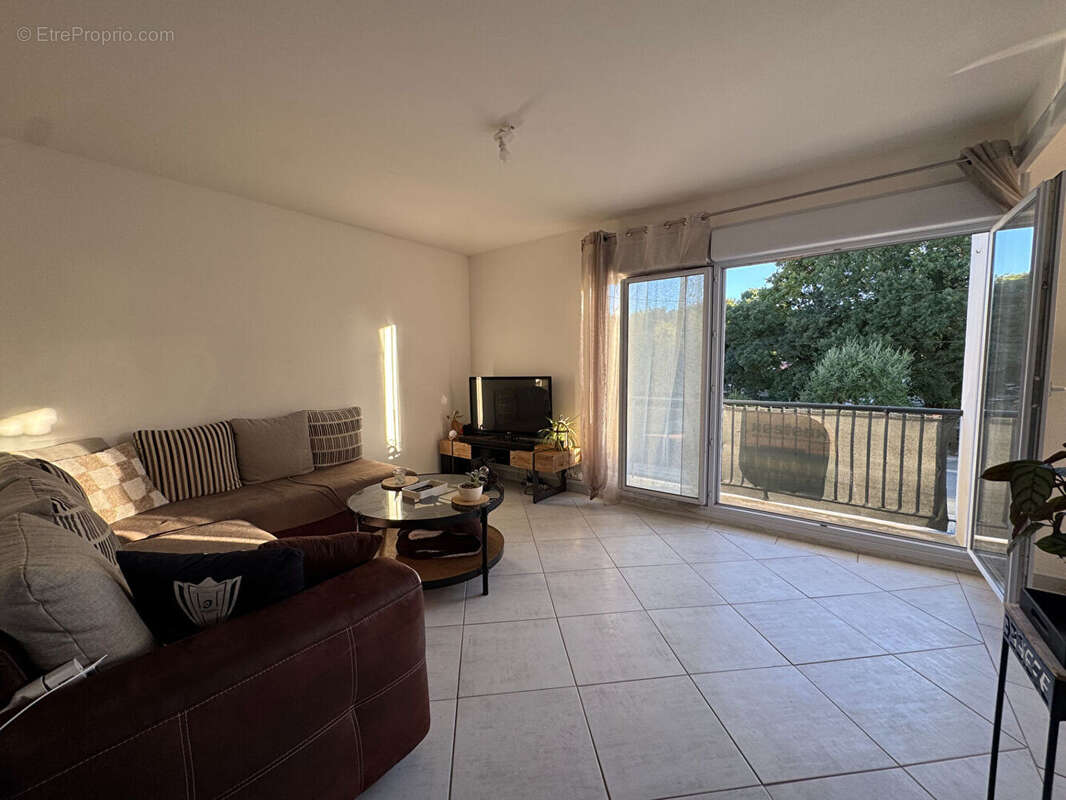 Appartement à TONNAY-CHARENTE