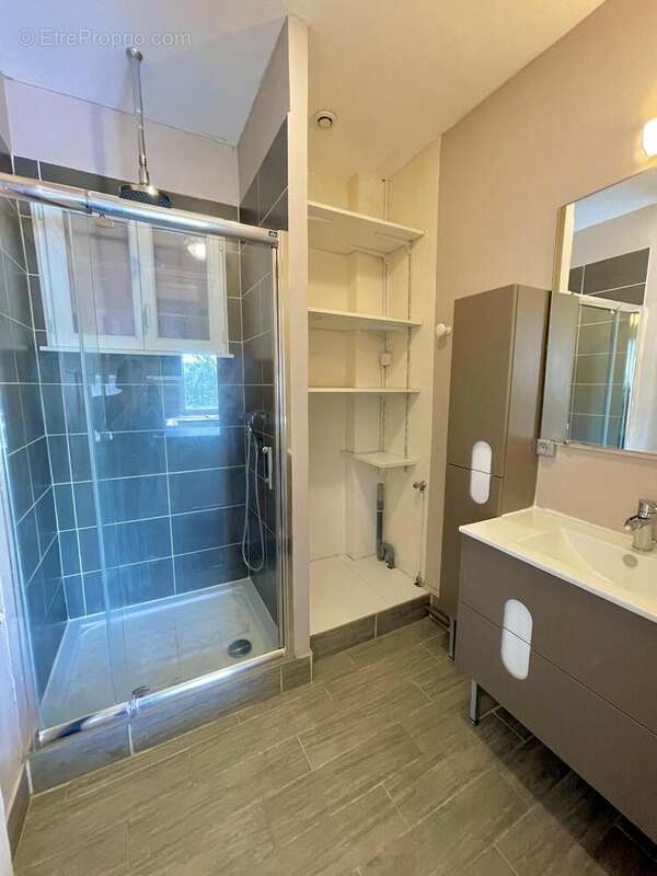 Photo 8 - Appartement à SAINT-MAURICE-DE-BEYNOST