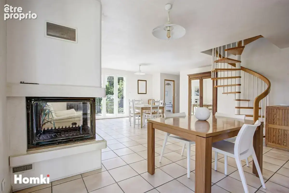 Maison/Villa T9 de 234 m² à Saint-Cyprien 66750 - photo 17