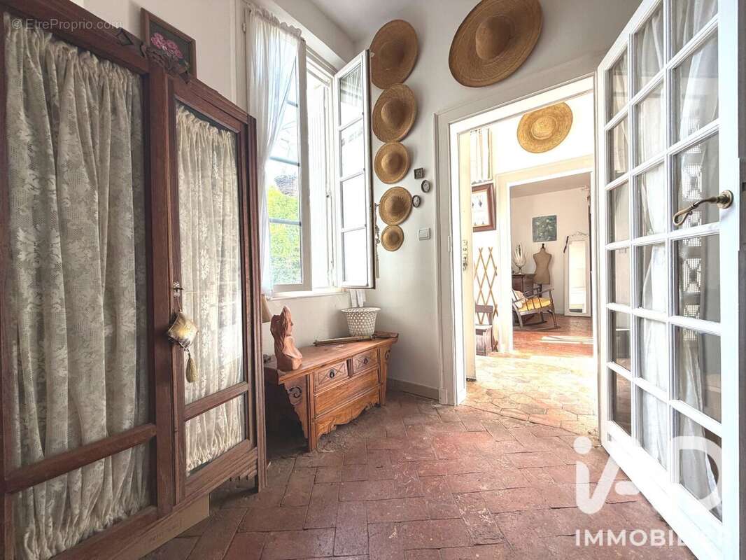 Photo 9 - Maison à THORIGNY-SUR-OREUSE