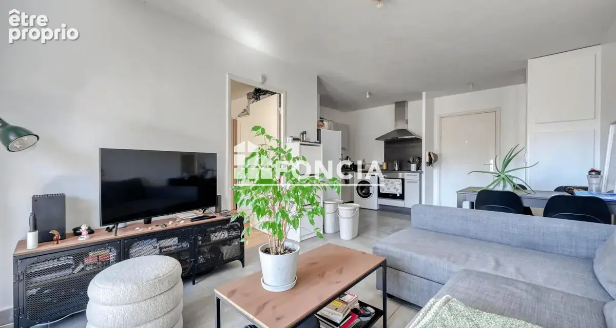 Exclusivité LYON 7-T2 récent avec balcon et garage - photo 3