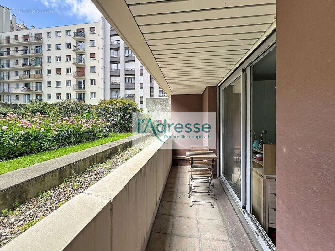 Appartement à PARIS-12E