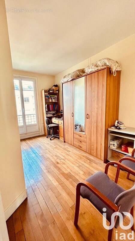 Photo 8 - Appartement à COURBEVOIE