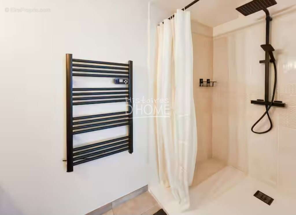 Maison à LE PLESSIS-FEU-AUSSOUX