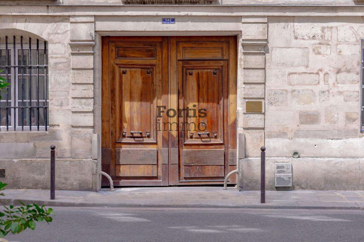 Appartement à PARIS-6E