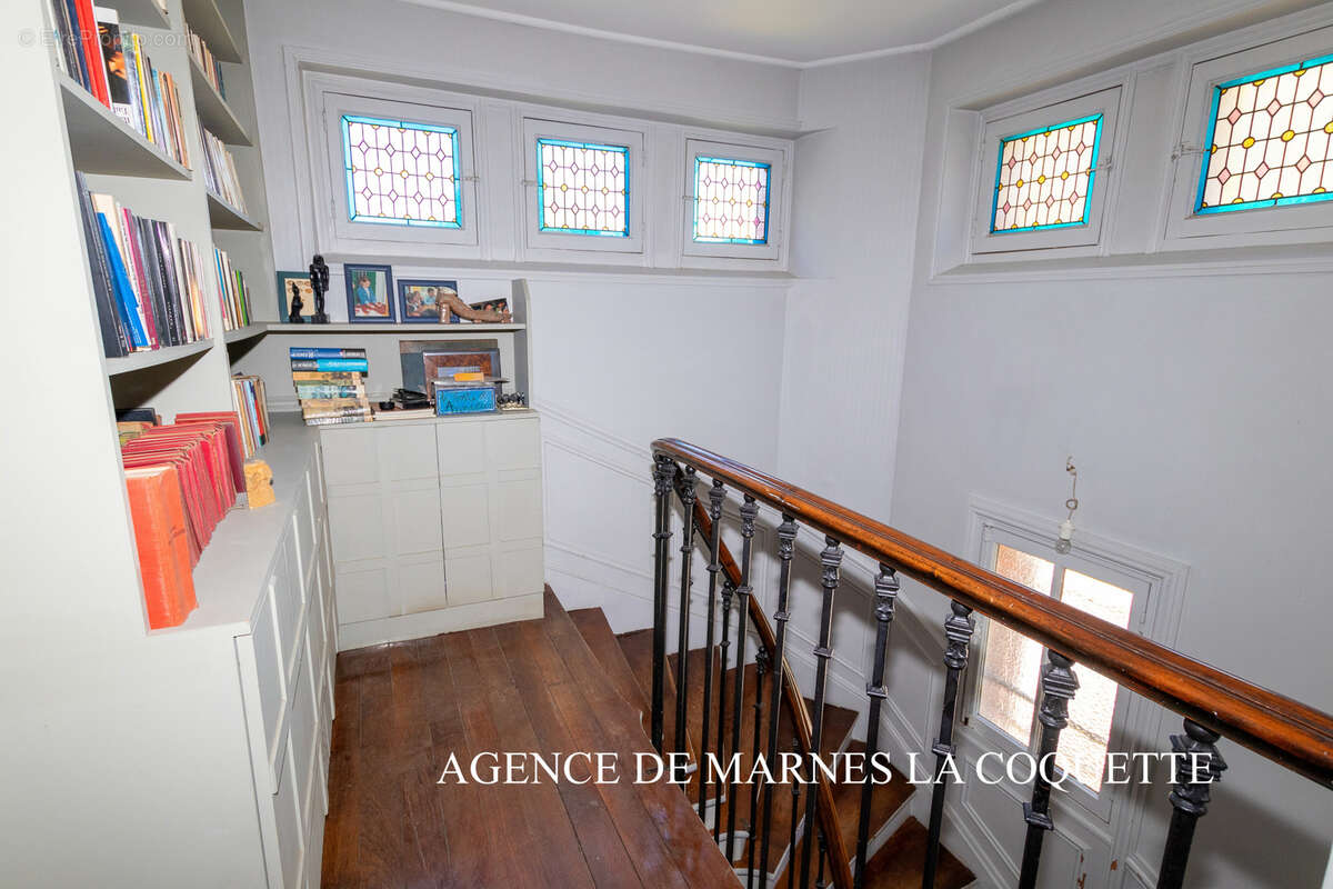 Maison à VILLE-D'AVRAY