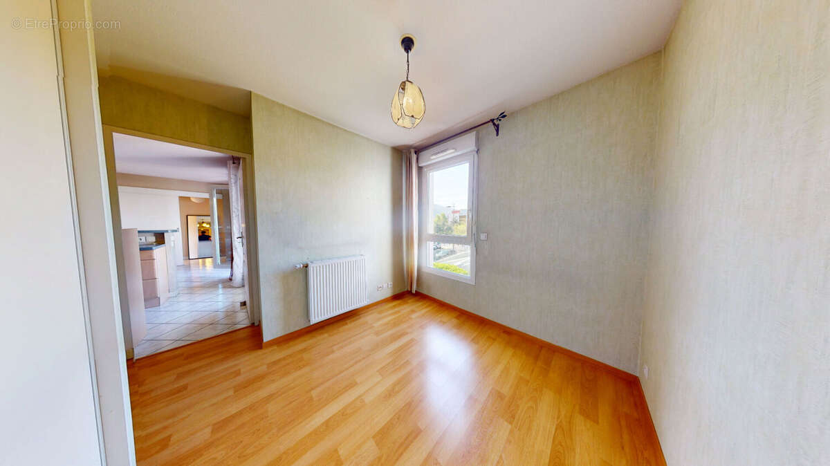 Appartement à SAINT-MARTIN-D&#039;HERES