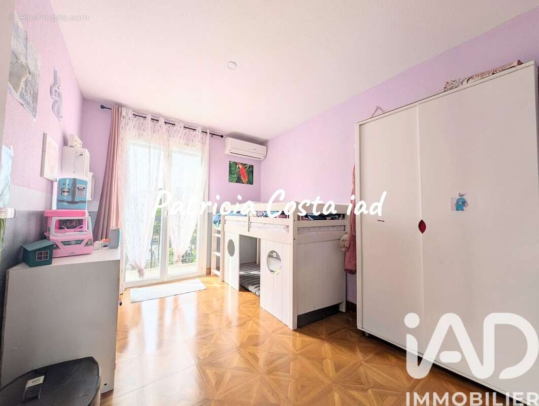 Photo 9 - Maison à ROQUEBRUNE-SUR-ARGENS