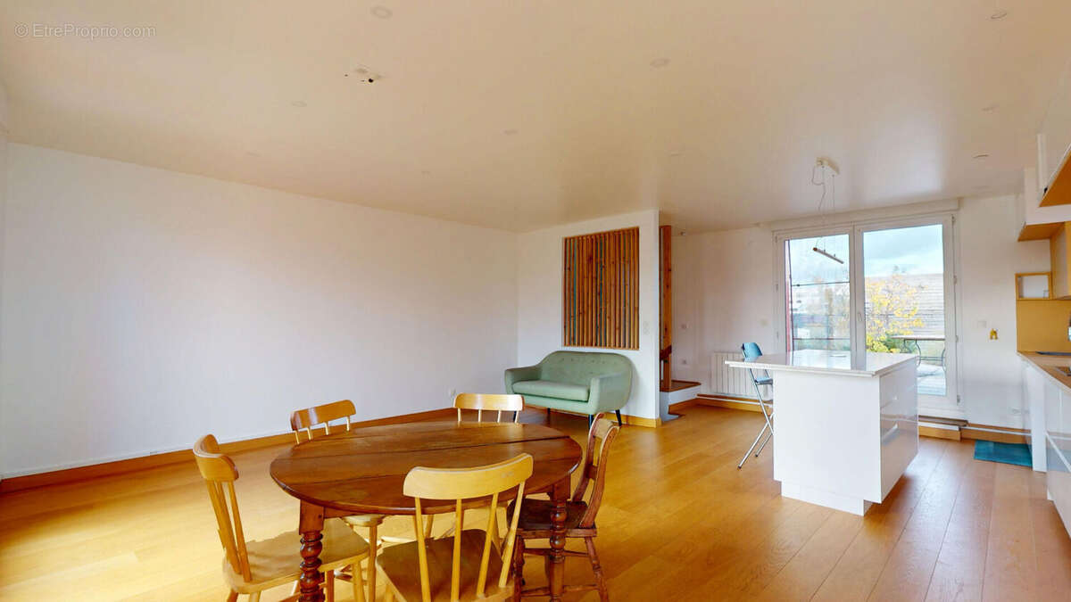 Appartement à SAINT-DENIS