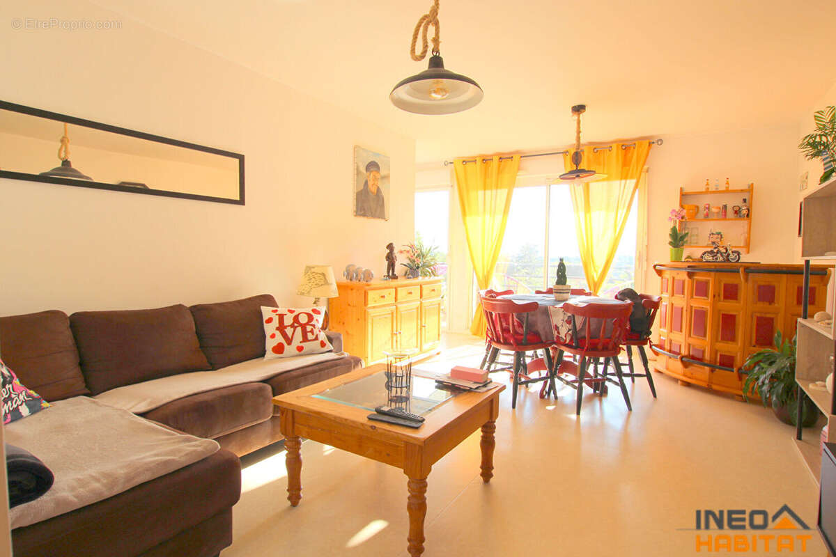 Appartement à CREVIN