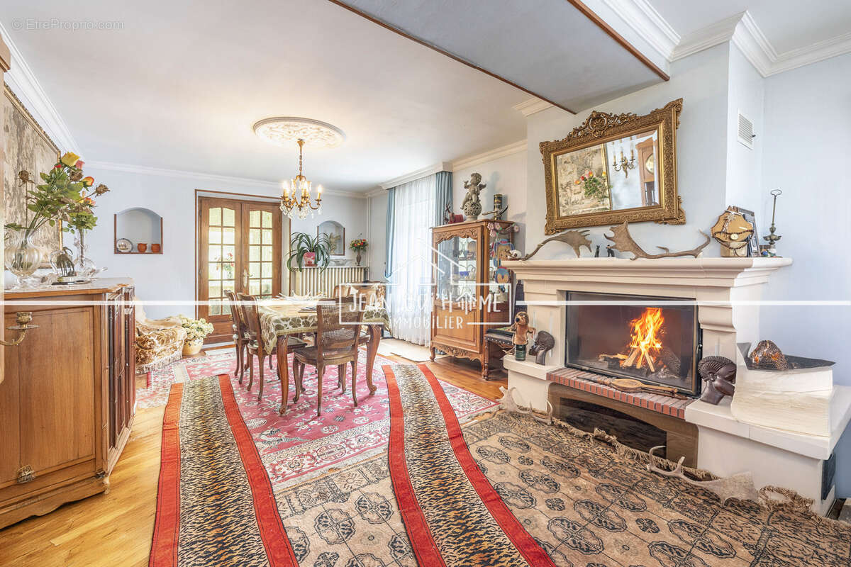 Maison à GRANDVILLERS