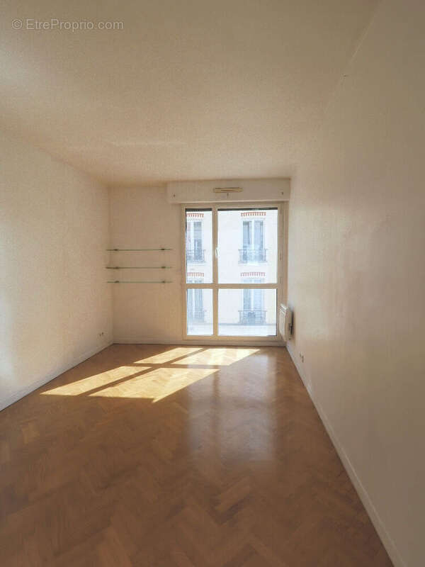 Appartement à PARIS-20E