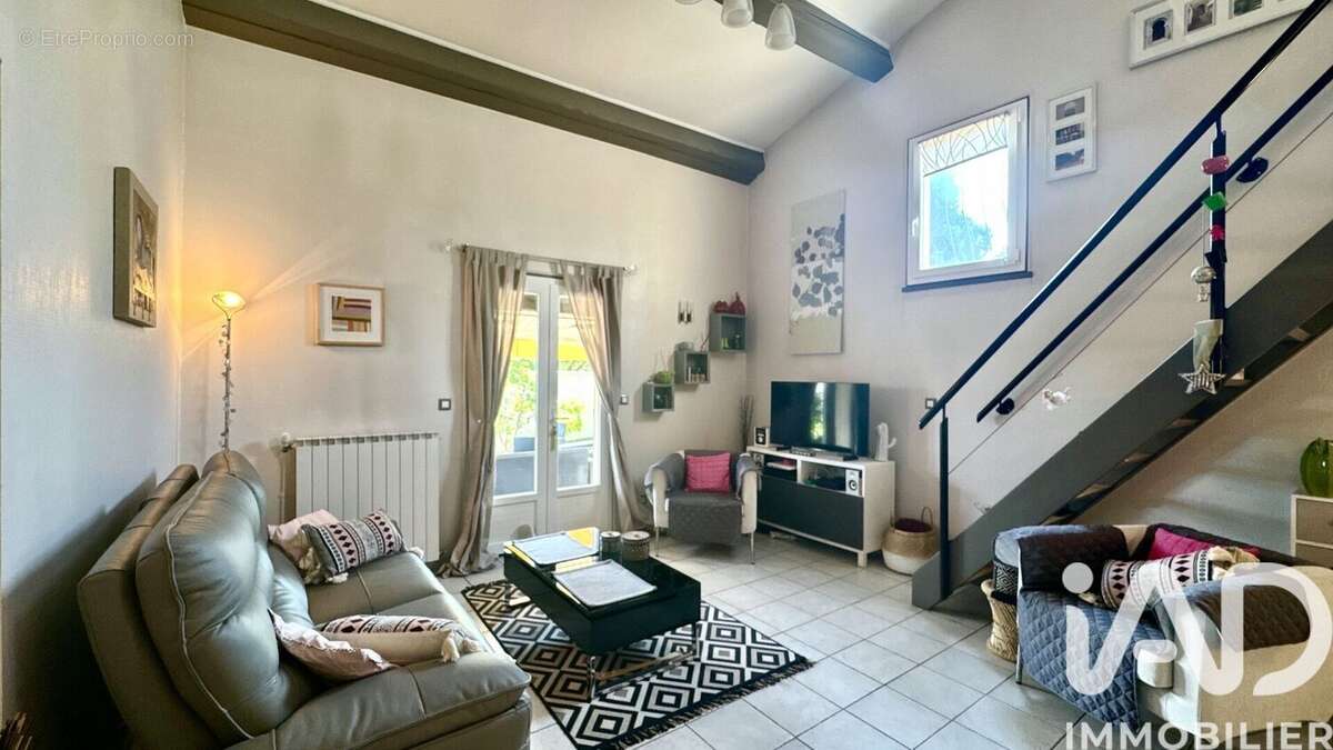 Maison 135 m² à Bagnols-Sur-Ceze  - photo 9