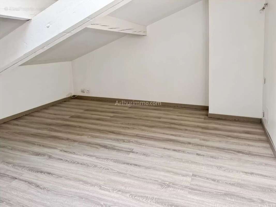 Appartement à THORIGNY-SUR-MARNE