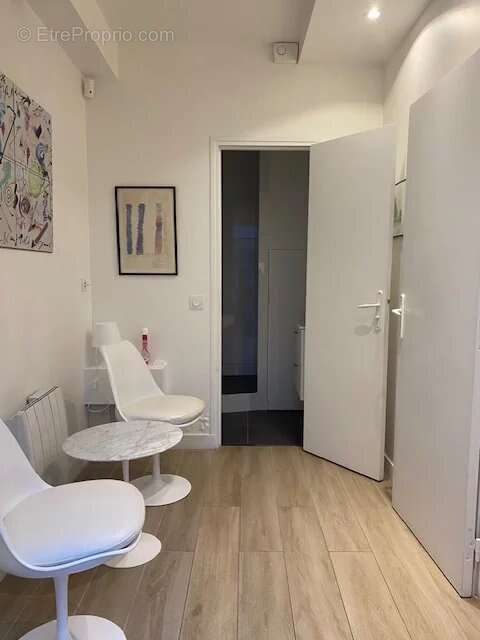 Appartement à PARIS-9E