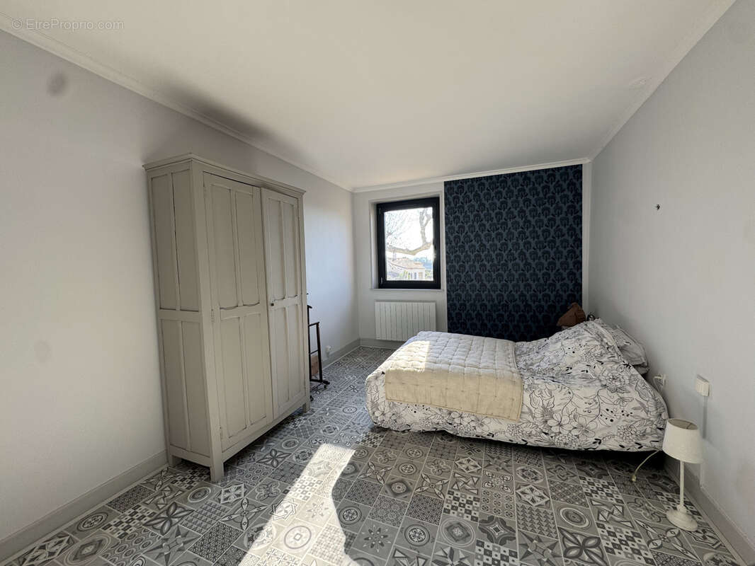 Maison à SAINT-MARCEL-LES-SAUZET