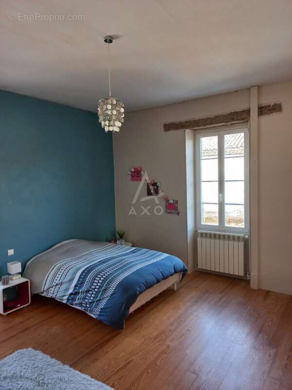 Maison à CASTELNAU-D'AUZAN