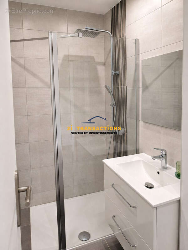 Appartement 65 m² à Saint-Etienne  - photo 7