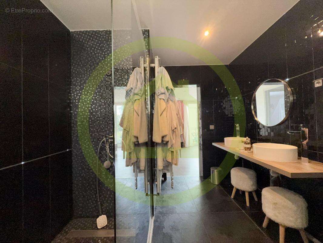 Maison à ENGHIEN-LES-BAINS