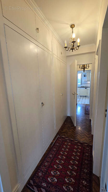 Appartement à VERSAILLES