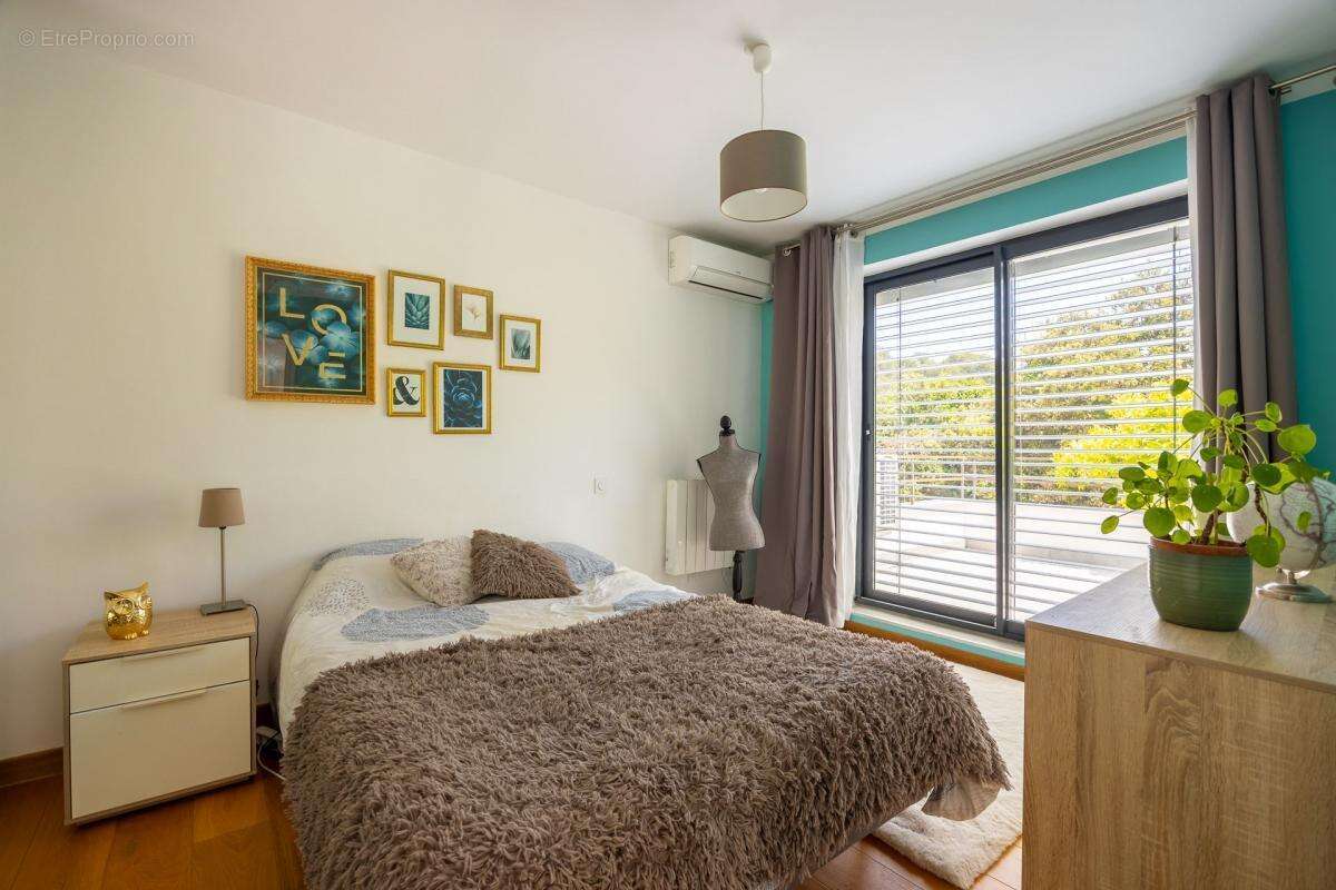 Maison à ROQUEFORT-LA-BEDOULE