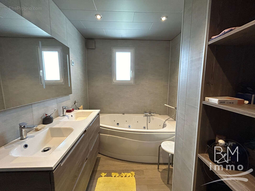 Maison à SAINT-VINCENT-DE-TYROSSE