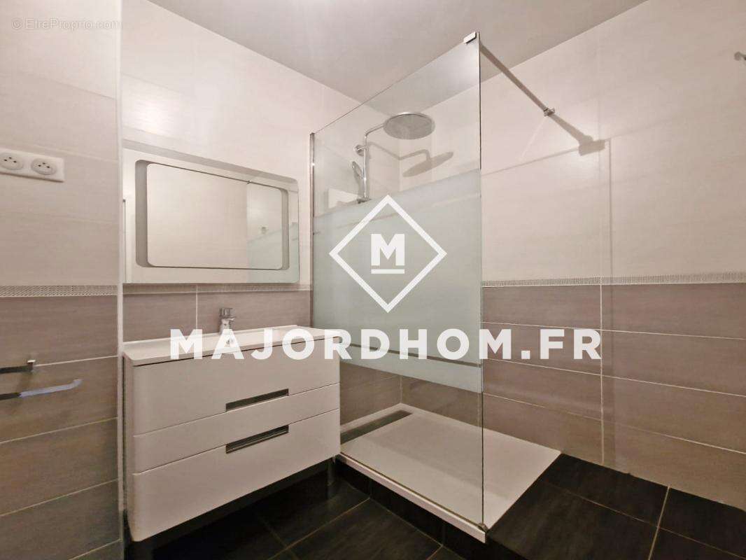 Appartement à MARSEILLE-8E