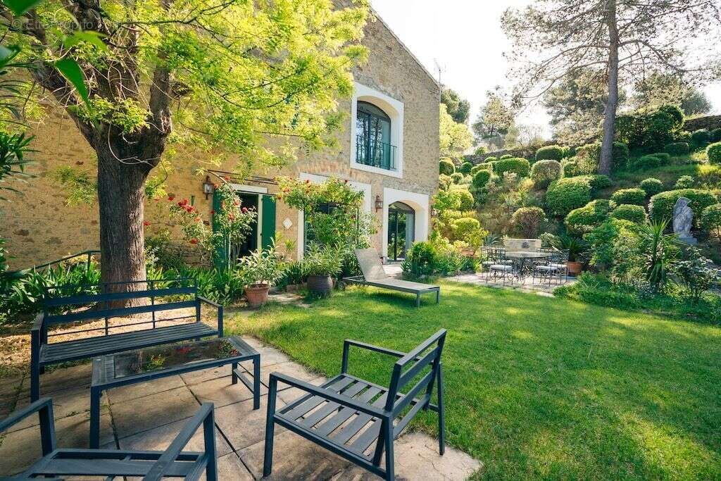Maison à AZILLANET