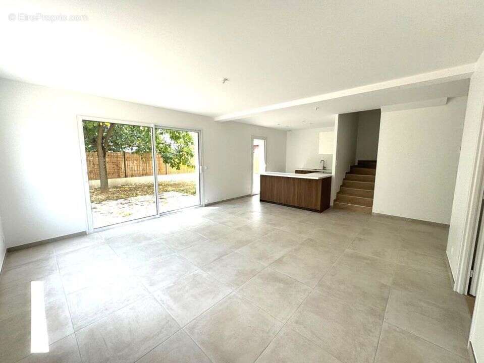 Maison à ROMANS-SUR-ISERE