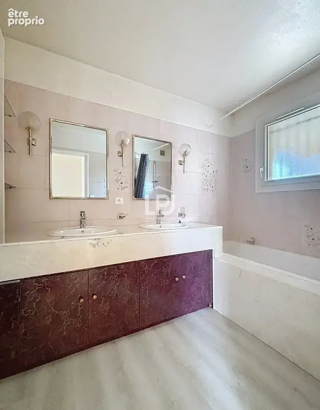 BALMA – Maison familiale T7 de 152 m2 avec jardin de 1000 m² - photo 7