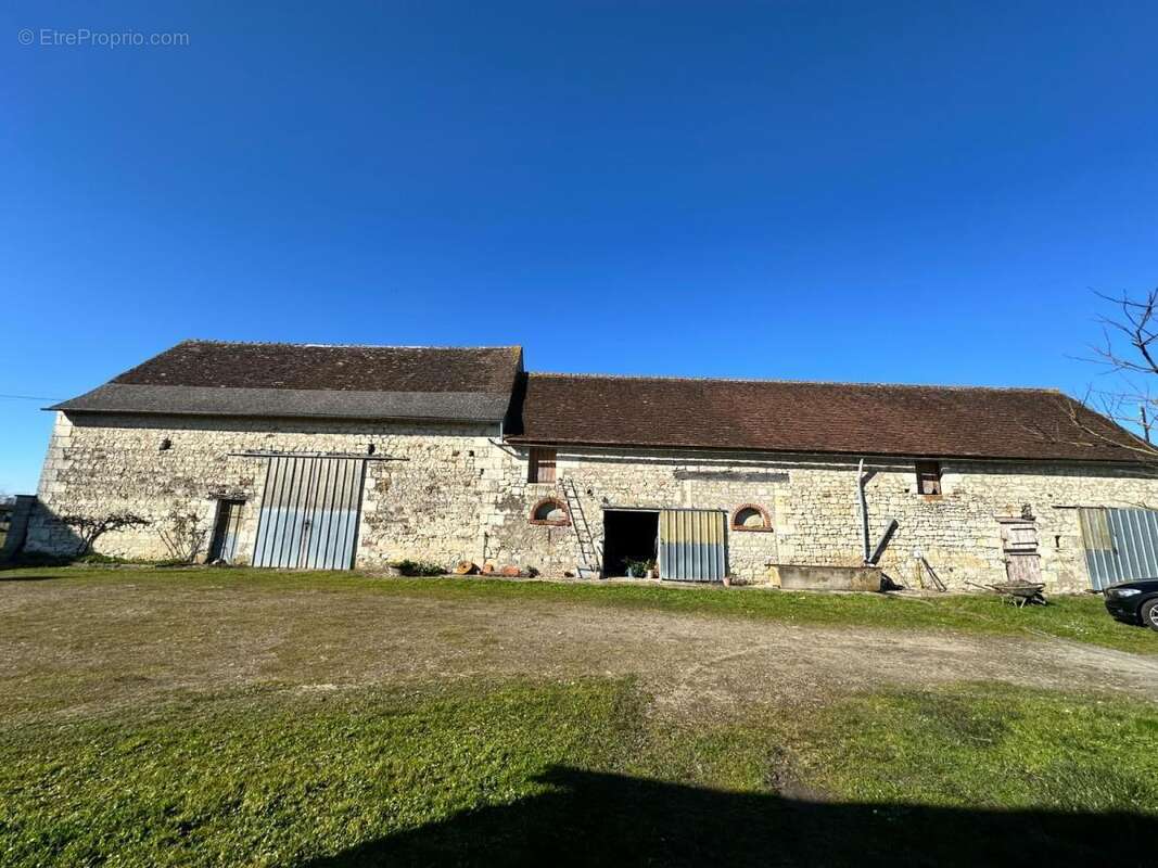 Maison 120 m² à Noyant-De-Touraine  - photo 7