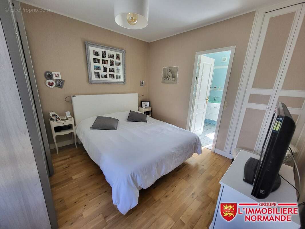 Maison à BENNECOURT