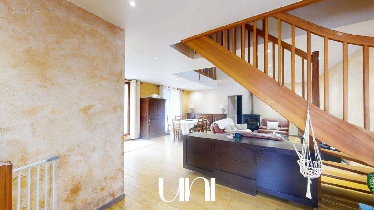 Maison à MEZIDON-CANON