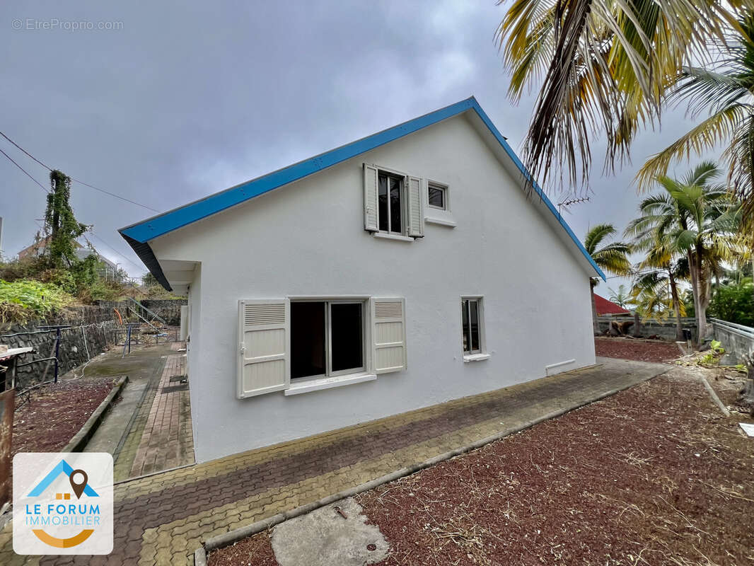 Tampon 97430 - villa spacieuse - secteur prisé - photo 13