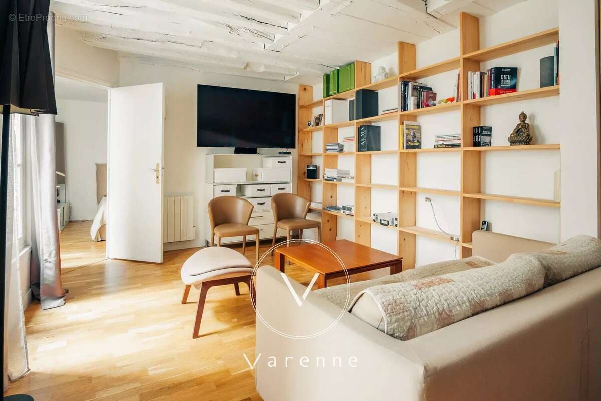 Appartement à PARIS-7E