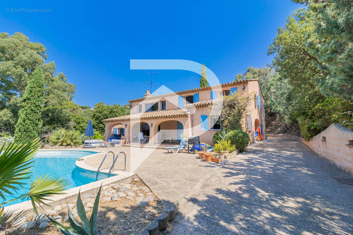 Maison à GRIMAUD