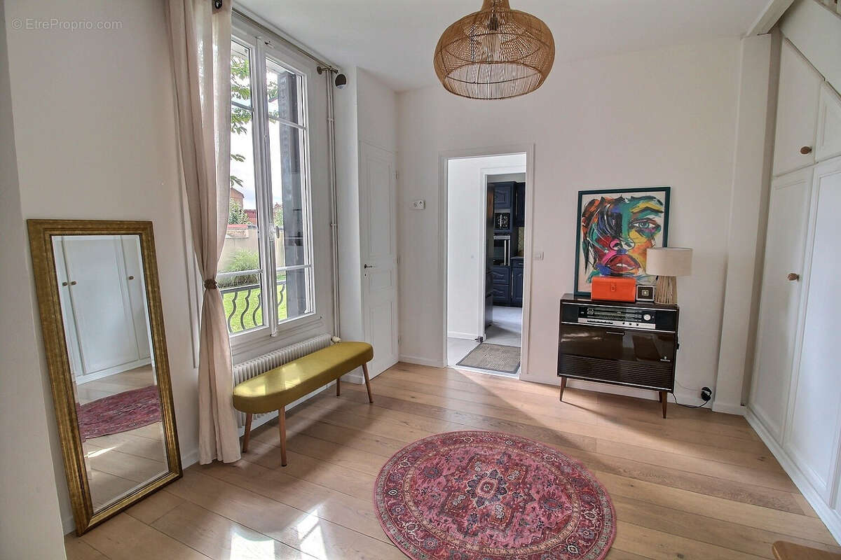Maison 108 m² à Bezons  - photo 7