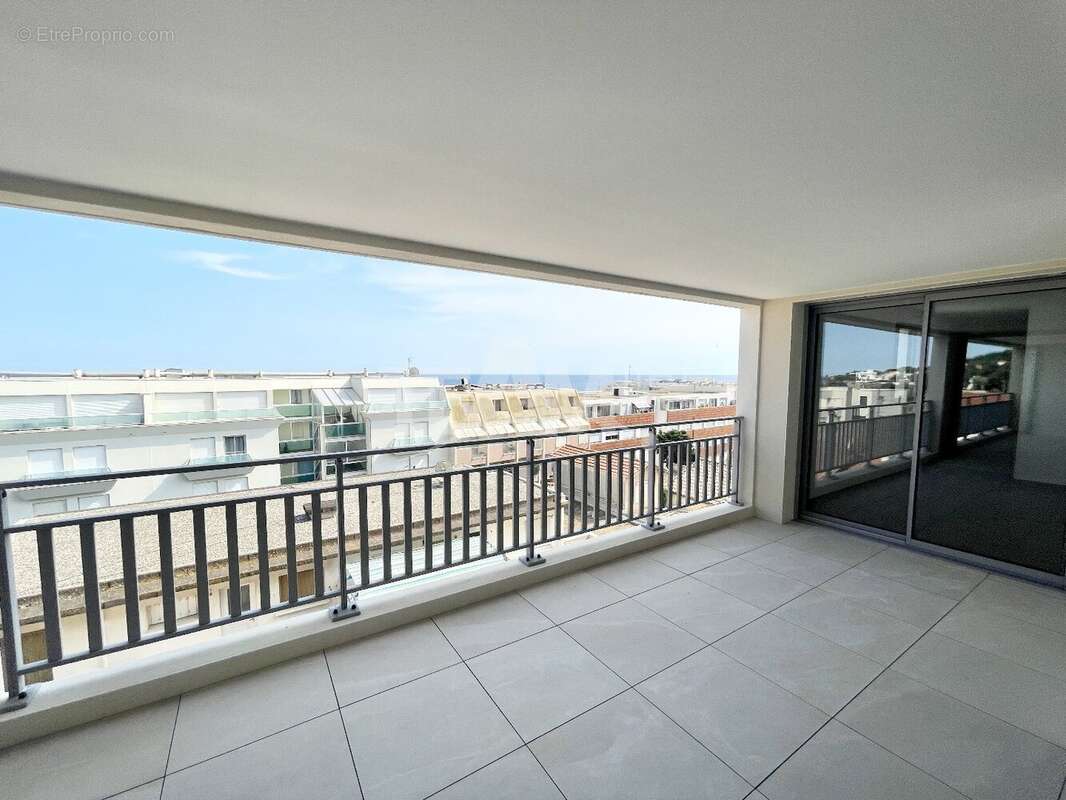 RARE Appartement Type 4 avec parking quartier Corniche Prestation haute de gamme - photo 2
