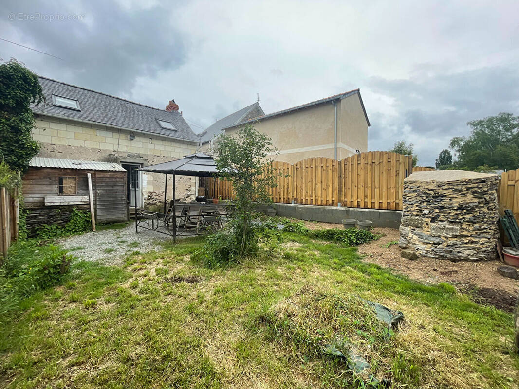 Maison à LES PONTS-DE-CE