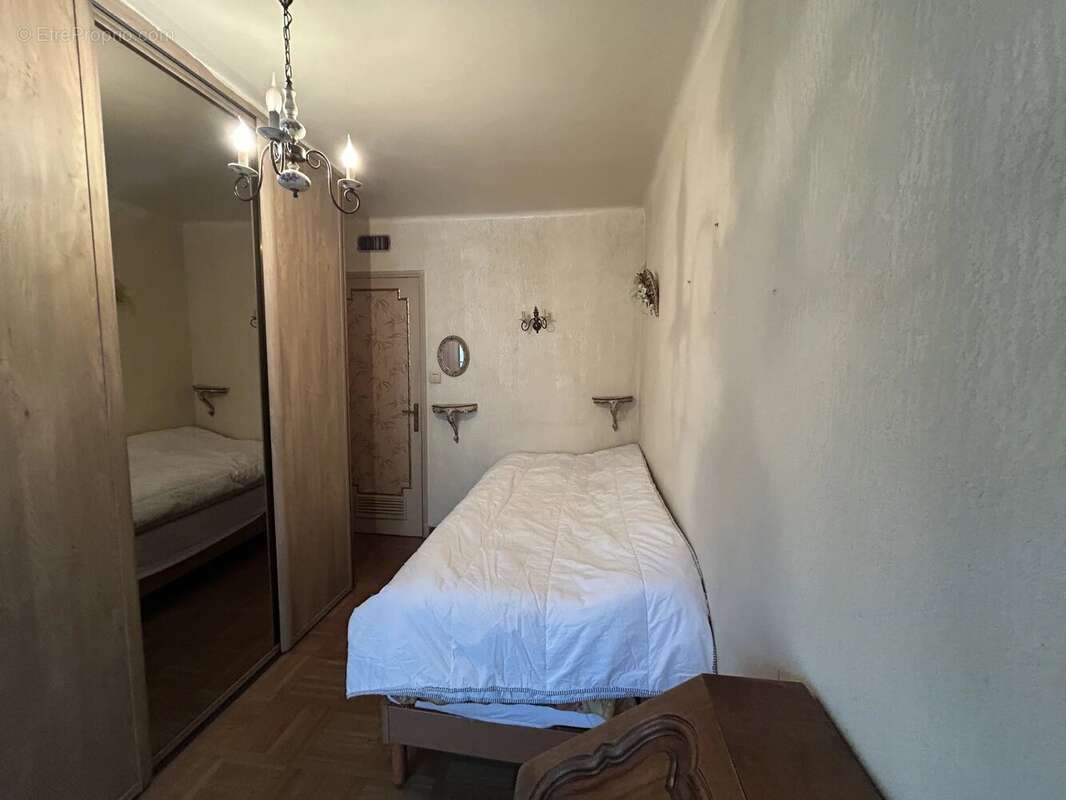 Appartement à MARSEILLE-6E