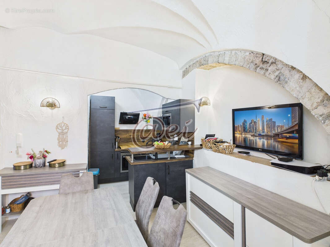 Maison à SAINT-MAXIMIN-LA-SAINTE-BAUME