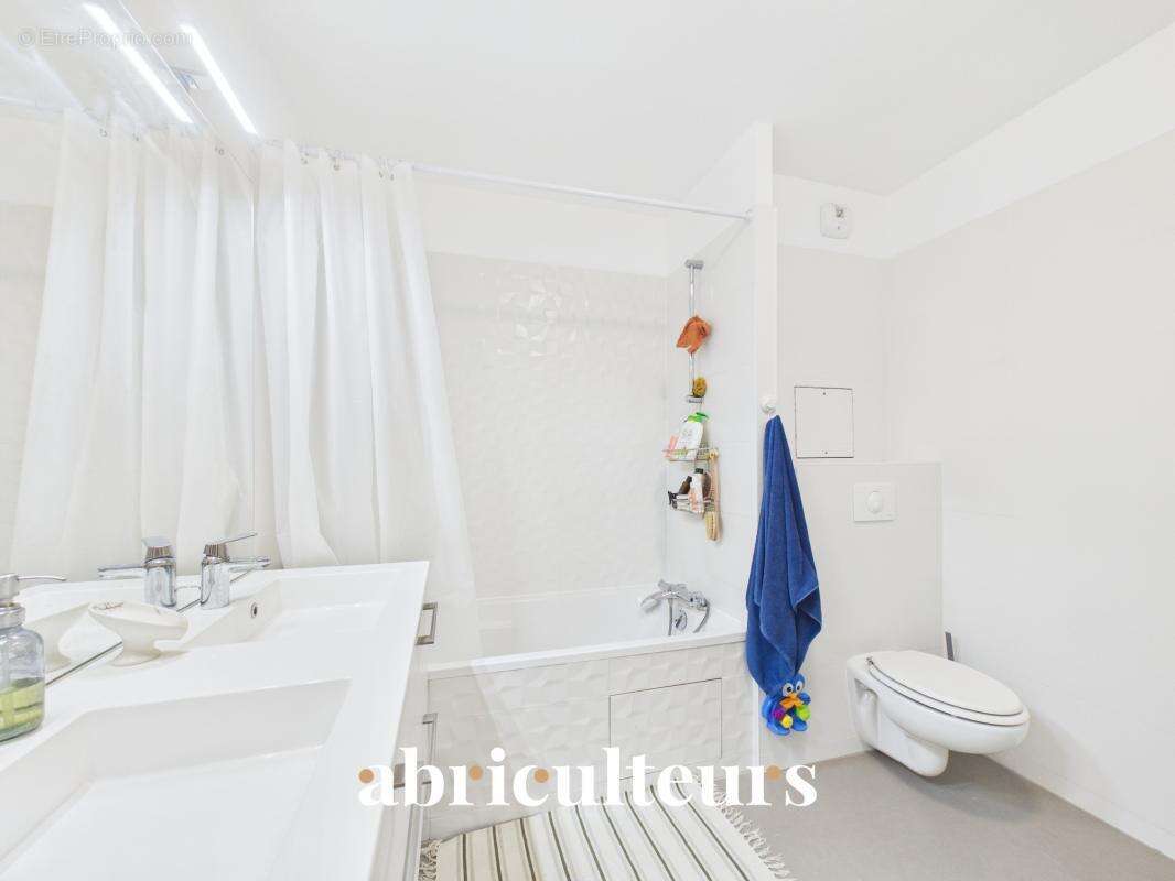 Appartement à RUEIL-MALMAISON