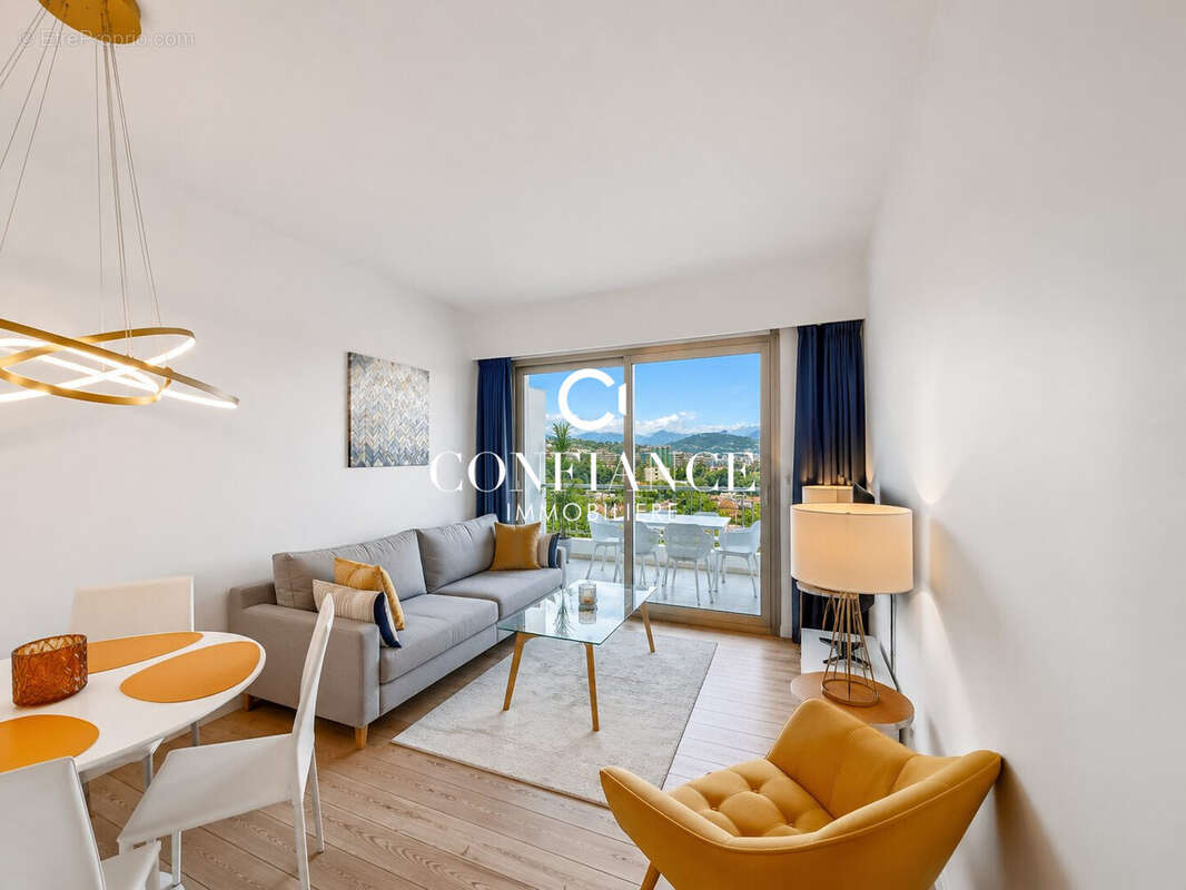 Appartement à NICE