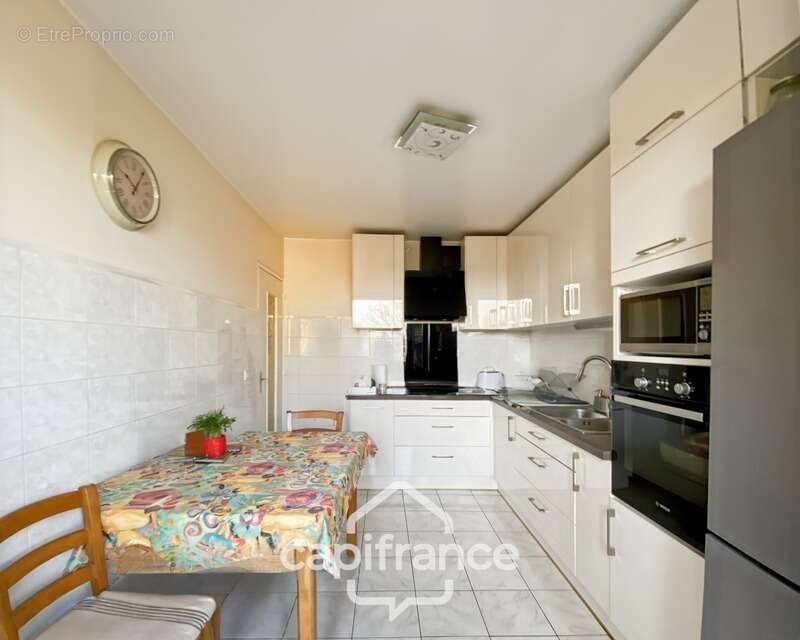 Appartement à BROU-SUR-CHANTEREINE