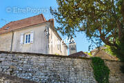 Maison à MAYRINHAC-LENTOUR